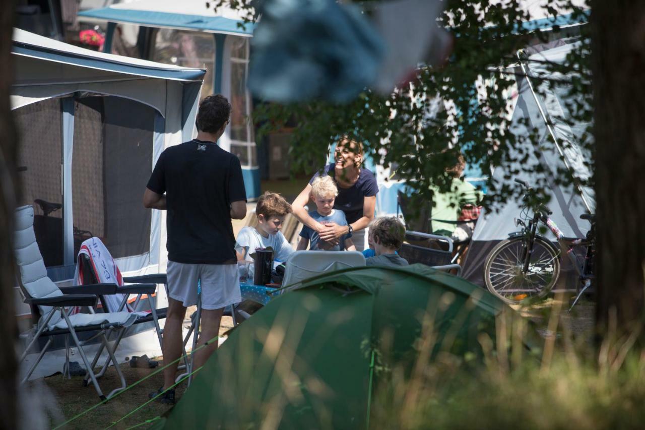 Dueodde Strand Camping Hotell Exteriör bild