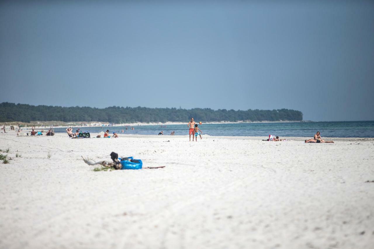 Dueodde Strand Camping Hotell Exteriör bild