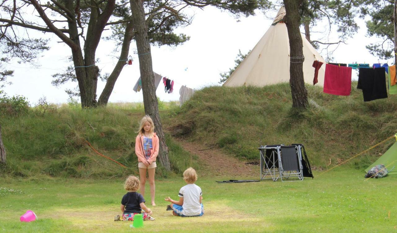 Dueodde Strand Camping Hotell Exteriör bild