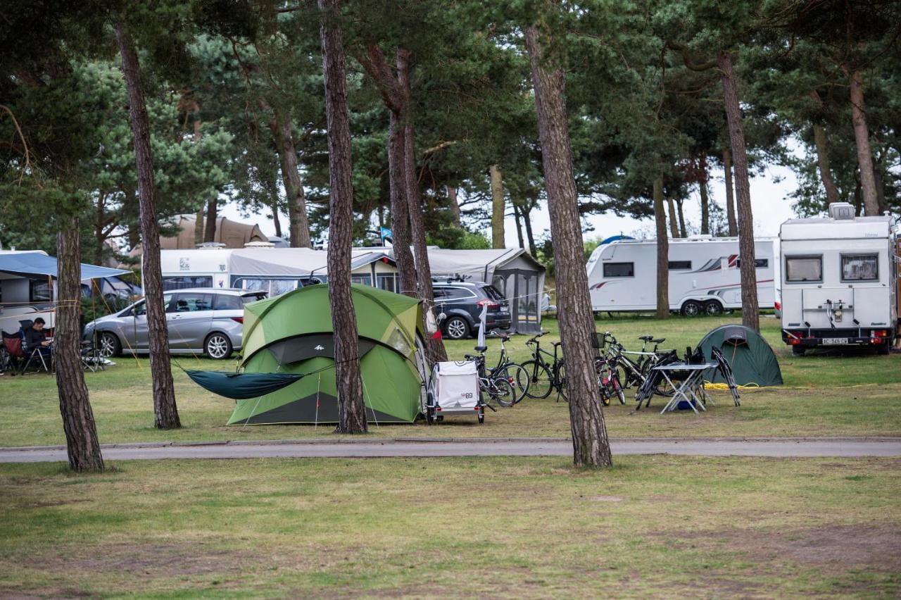 Dueodde Strand Camping Hotell Exteriör bild