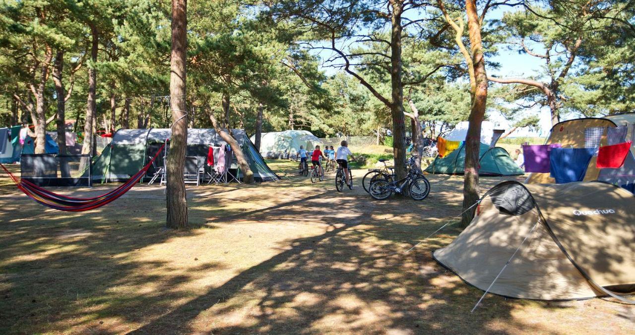 Dueodde Strand Camping Hotell Exteriör bild