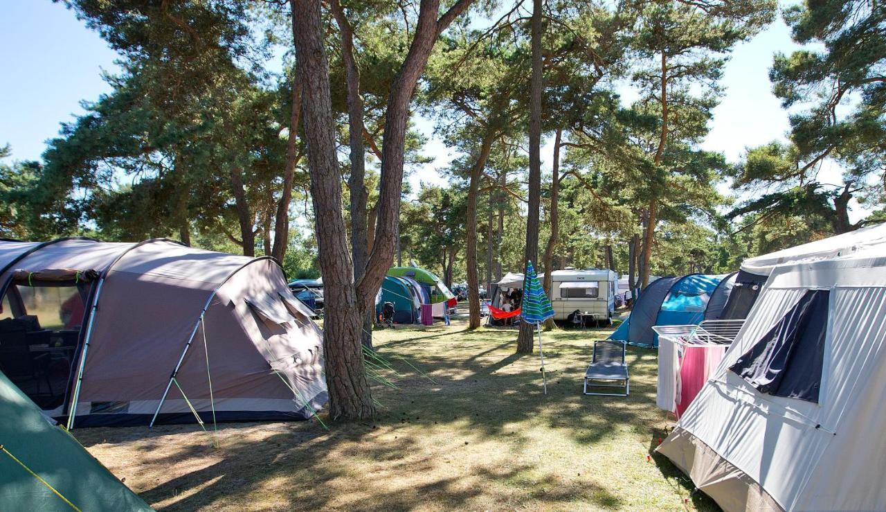 Dueodde Strand Camping Hotell Exteriör bild